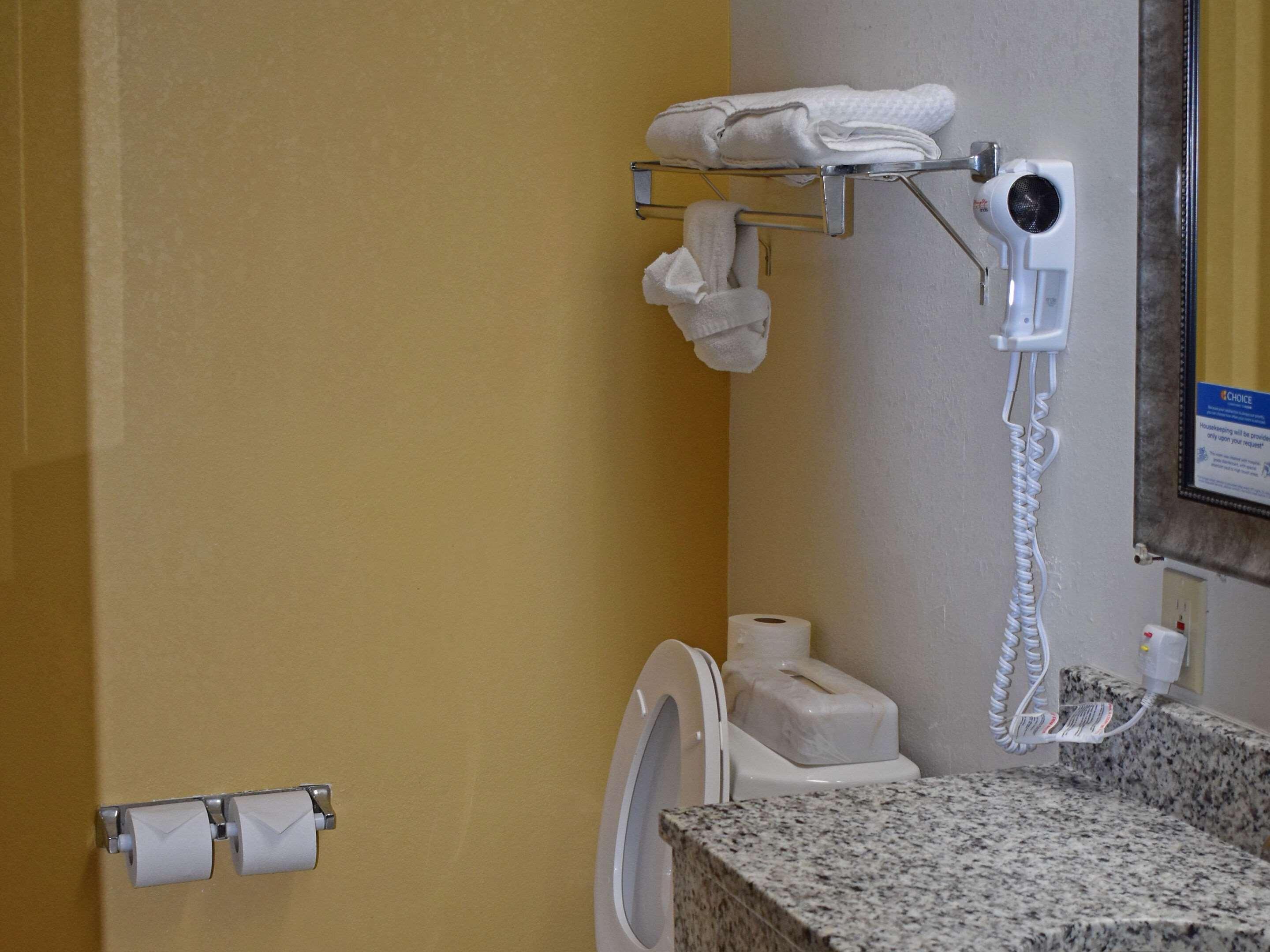 Quality Inn & Suites Kearneysville - Martinsburg Εξωτερικό φωτογραφία