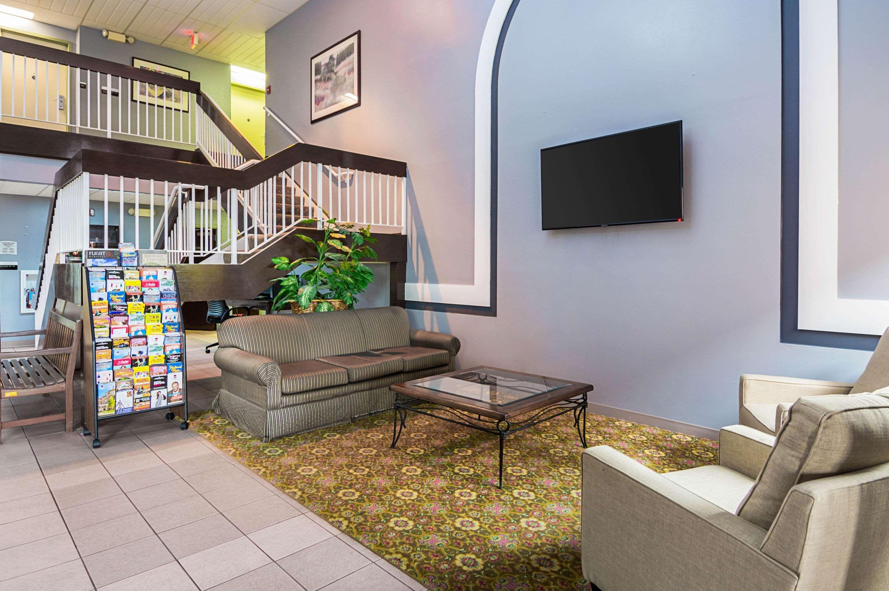 Quality Inn & Suites Kearneysville - Martinsburg Εξωτερικό φωτογραφία